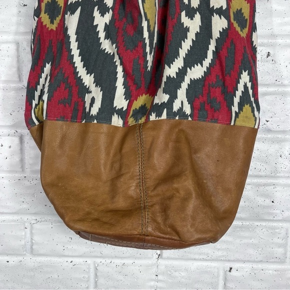 Slouchy Hobo tote bag | Leather & Aztec Print - Picture 9 of 9